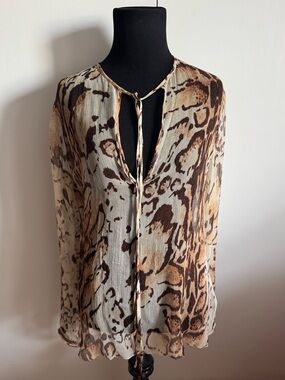 L'AGENCE Silk Animal-Print Tie-Neck Blouse size 4.